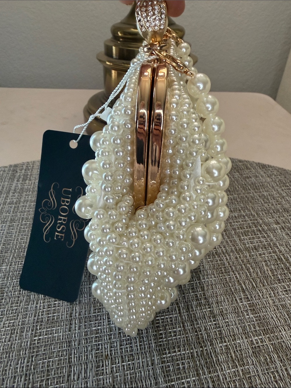 Pearl-Embellished Ivory Evening Clutch with Detachable Chain - Picture 3 of 6